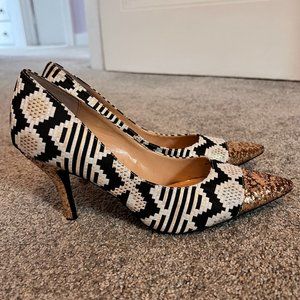 J. Renee Gold Sequin Heels Size 8.5 Like New